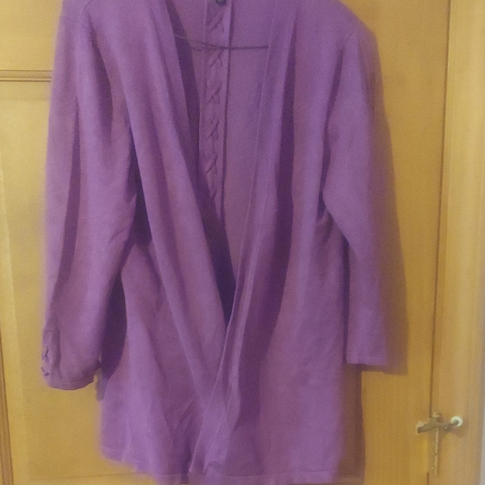Wimens Size Medium Cardigan